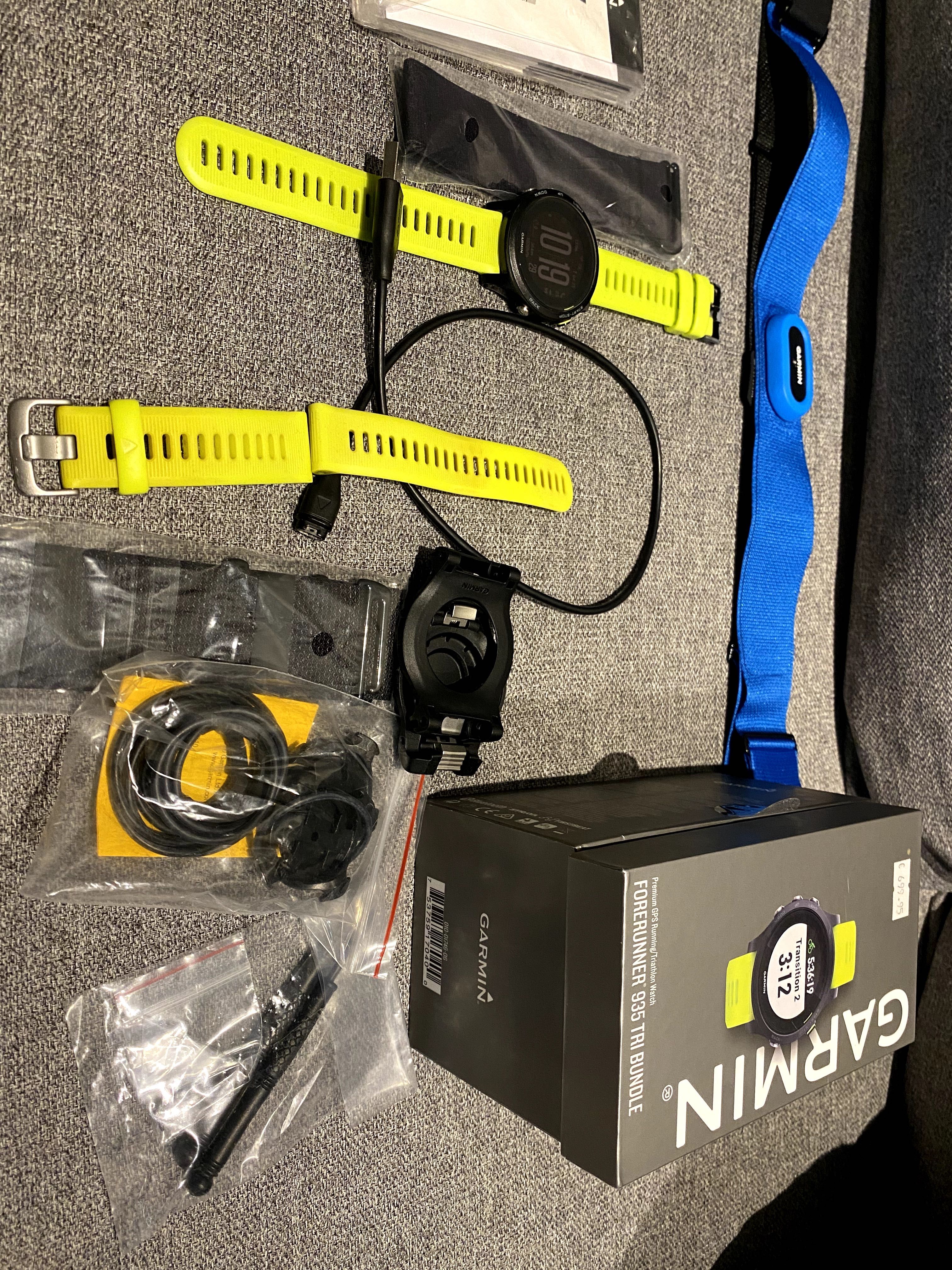 Garmin Forerunner 935 Tri Bundle – pełny zestaw