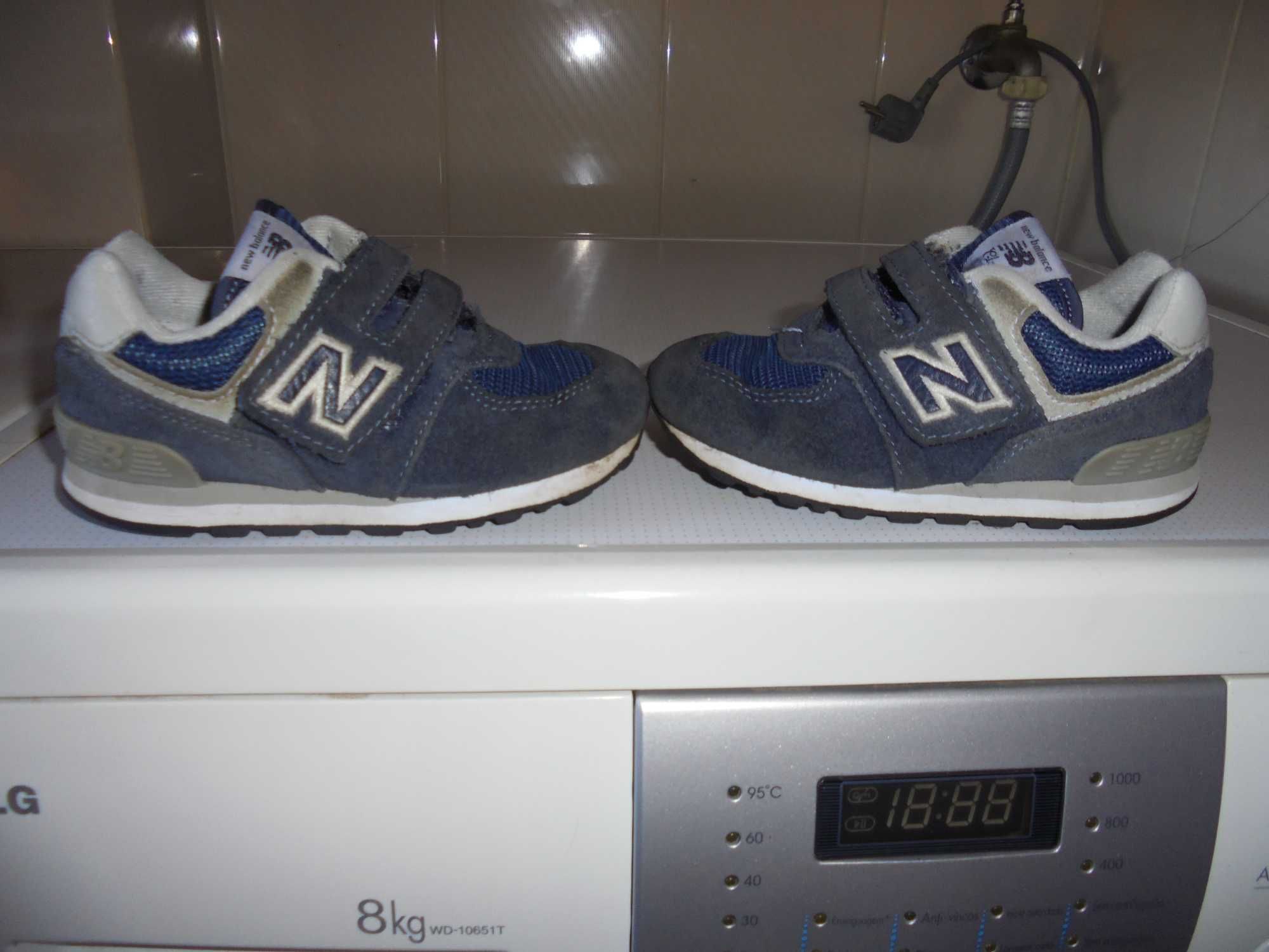 ténis de menina da marca NEW BALANCE