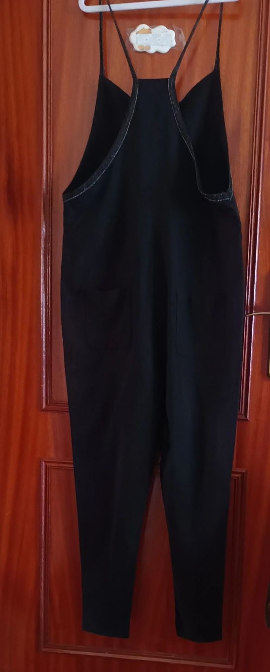 Macacão  tm  XL.