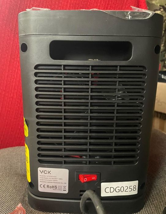 VCK PTC Space Heater - це високоякісний обігрівач приміщень.