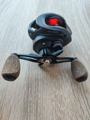 Риболовна мультиплікаторная котушка Baitcasting. Мульт з корком!