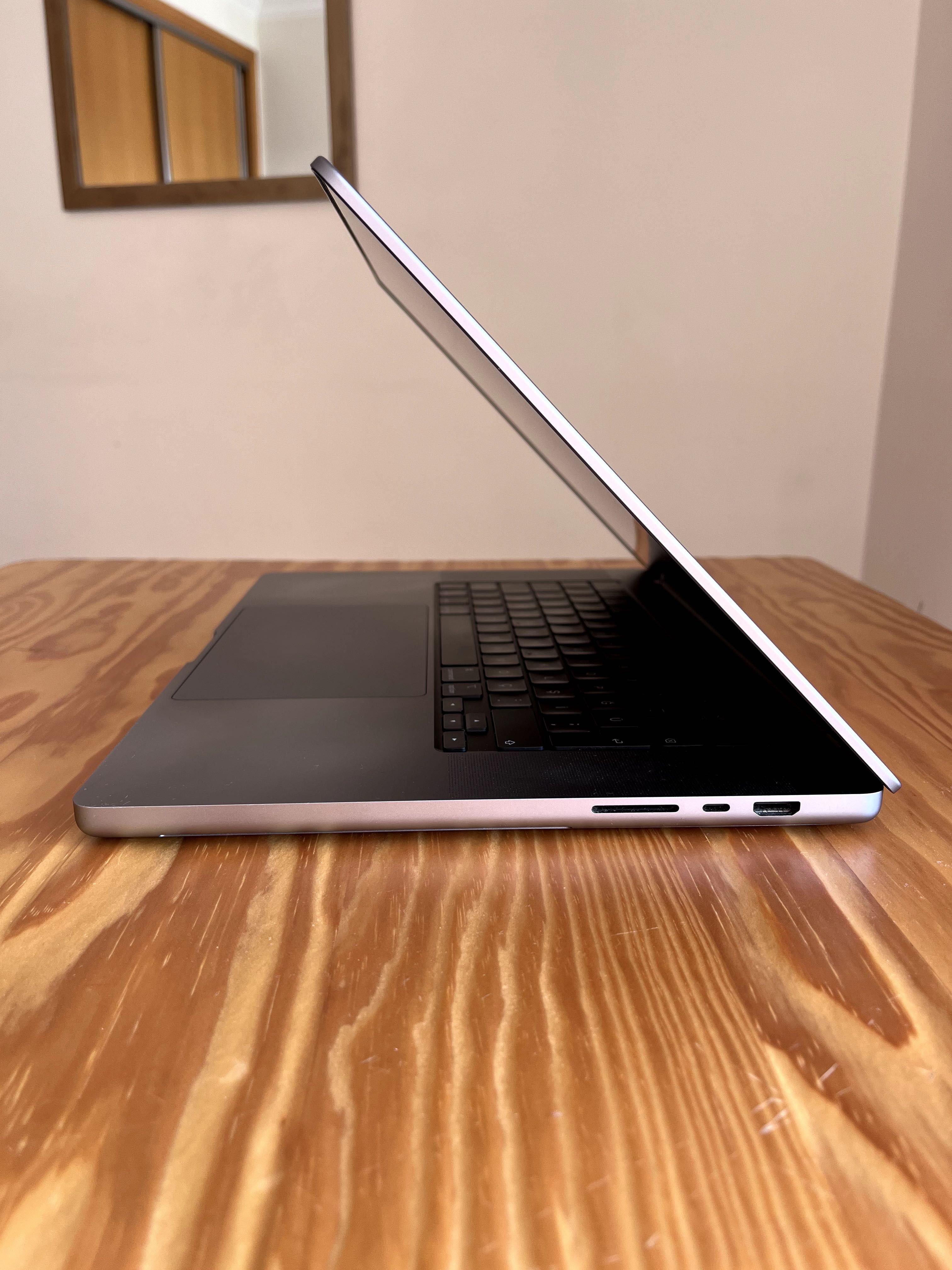 Apple MacBook M1 Pro 16"
