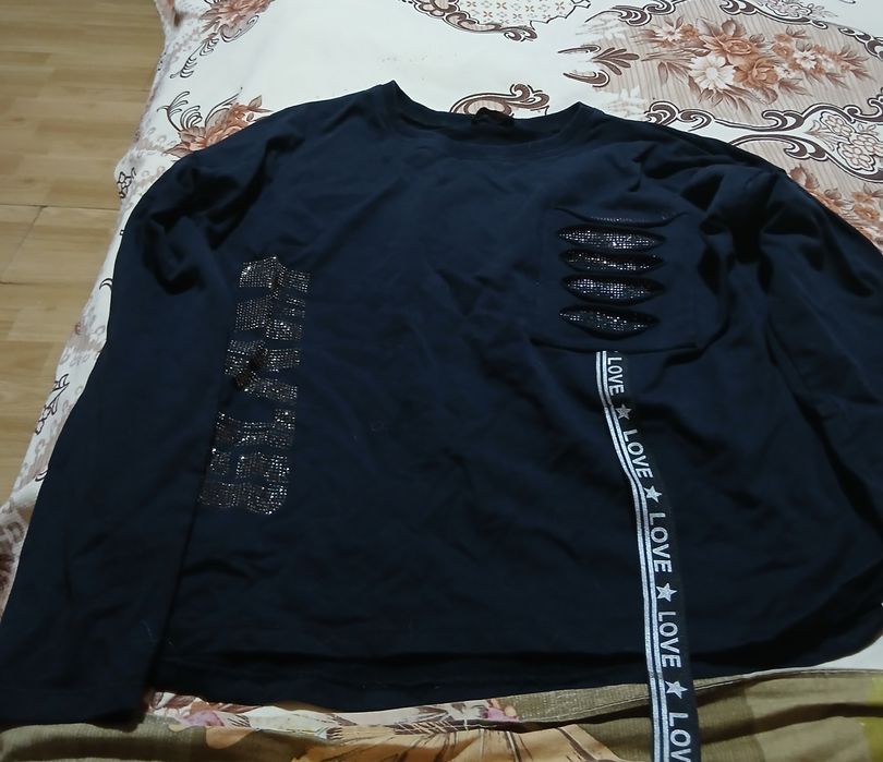 Віддам одяг безкоштовно