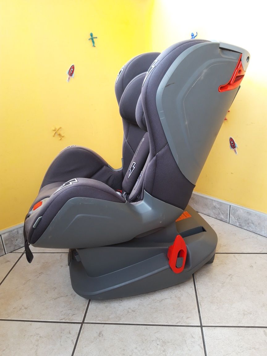Fotelik samochodowy Avionaut Glider 9-25kg bez isofix. Możliwa wysyłka