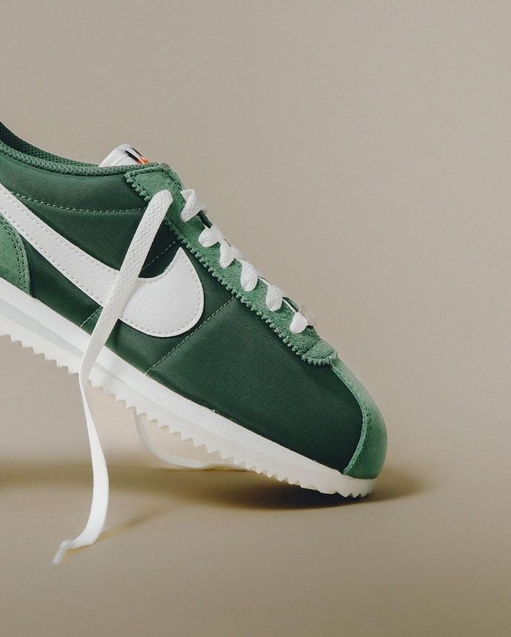 Жіночі кросівки Nike Cortez 40р