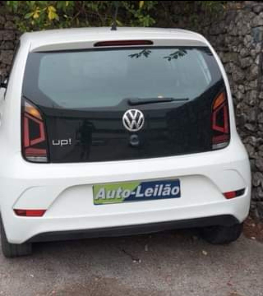 VW Up 2018 versão Bluemotion só 55.000 Km Bluetooth, Garantia 18 meses