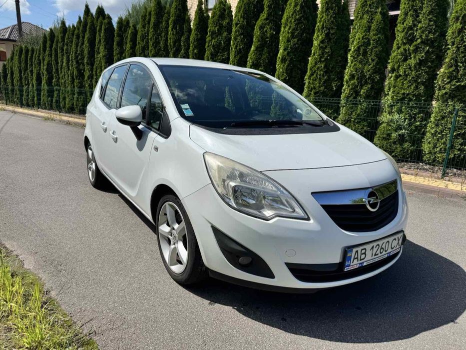 Opel Meriva 2010 рік