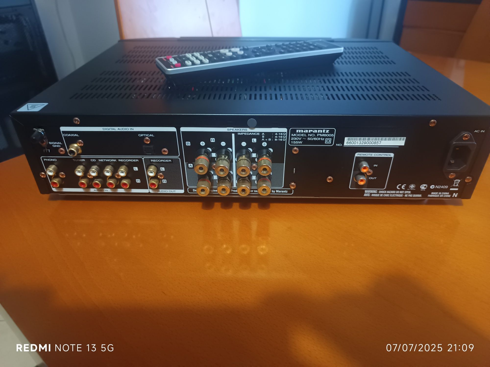 Amplificador stereo Marantz PM 6005 com comando original