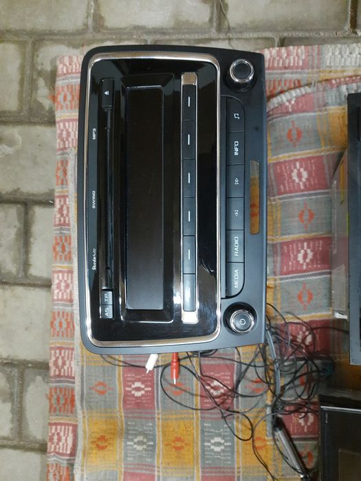 Автомагнітоли оригінал