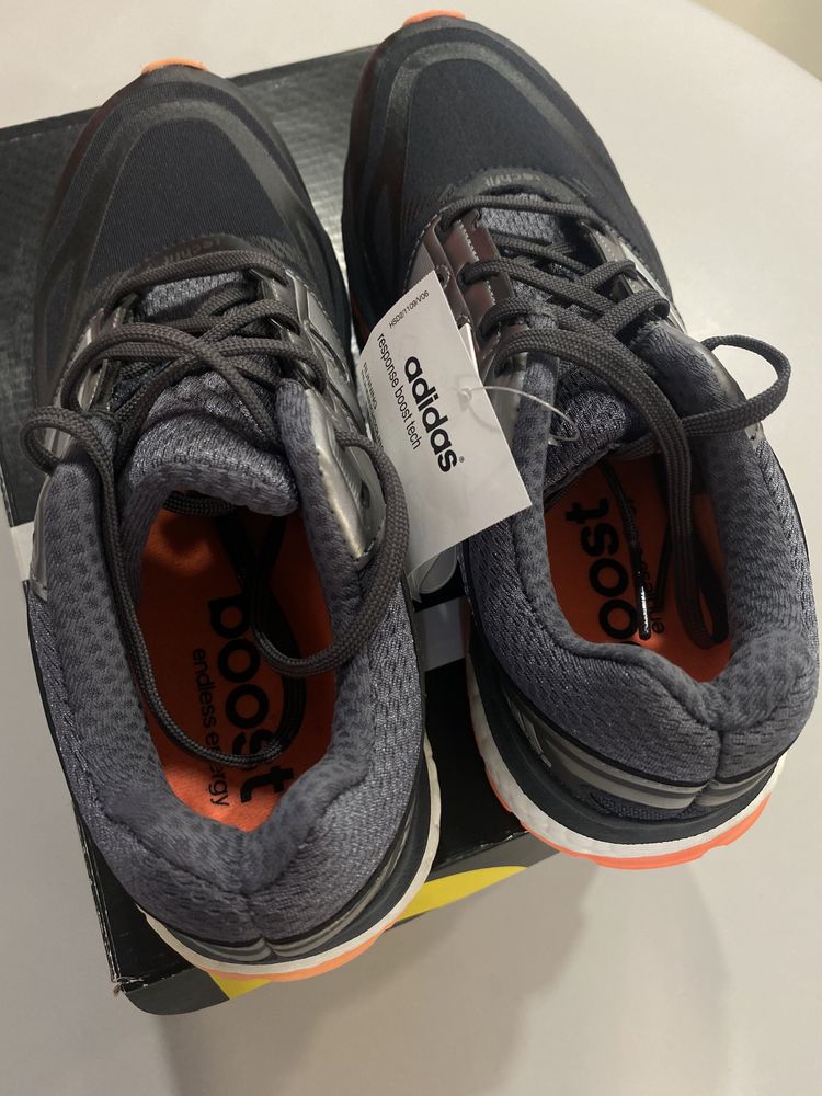 Buty do biegania Adidas Response Boost Techift 37 1/3 Cena 219 zł