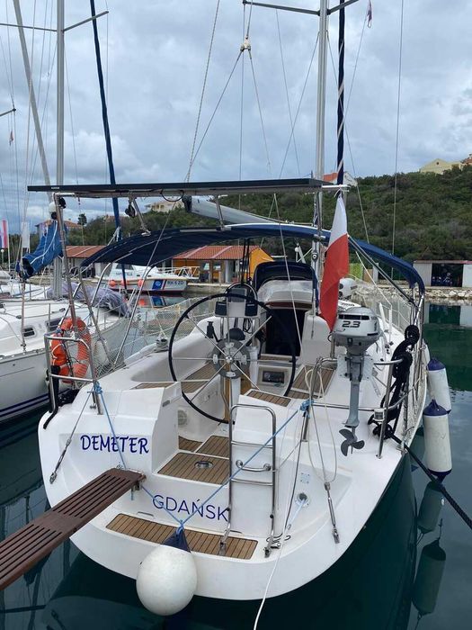 Jacht morski Elan 36 s/y Demeter.  10,64m