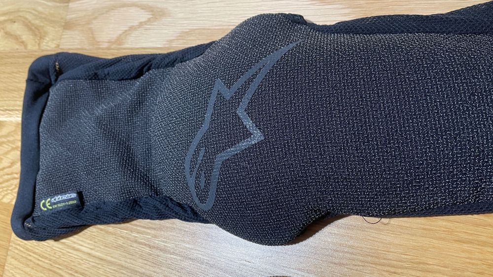 Nakolanniki ochraniacze kolan Alpinestars Paragon PRO M jak nowe