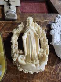 Włoska kropielnica Madonna della Rosa Maryja