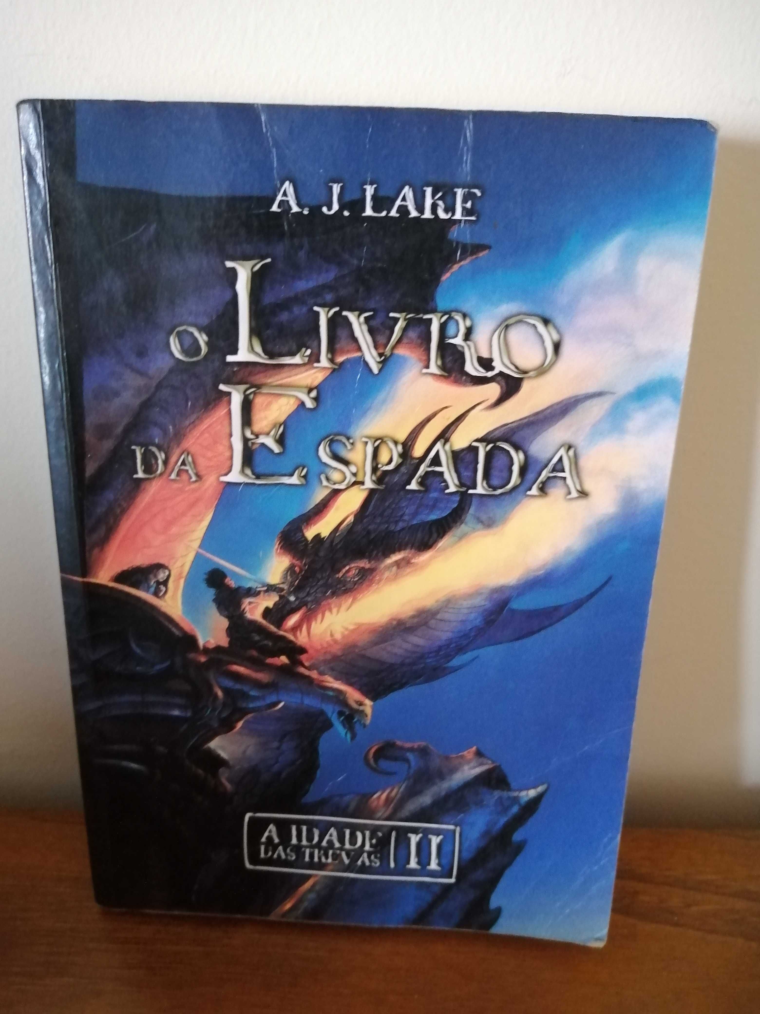 Vários livros juvenis