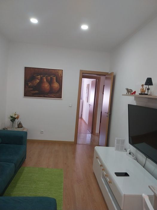 Apartamento T2 R/C-  Rua Carvalho Freirinha- Cacilhas.