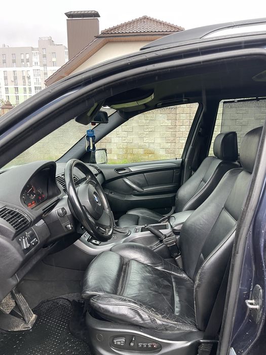 Продам Bmw x5 e53