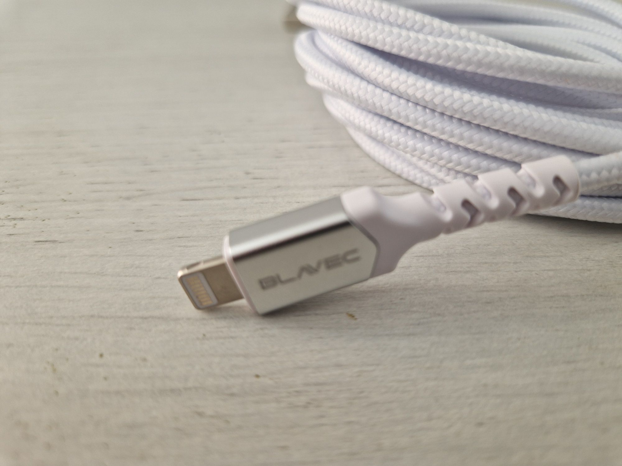 Blavec Kabel Raptor pleciony - USB na Lightning - 2A 3 m CRA-UL2WS30