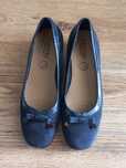 Buty wiosenne granatowe