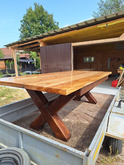 meble drewniane na zamówienie