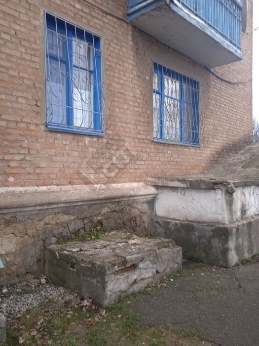 Ціна  знижена! Продам 2-х кіімнатну квартиру. Зуп. Універмаг.