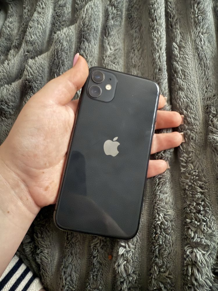 Продам Iphone 11 /128