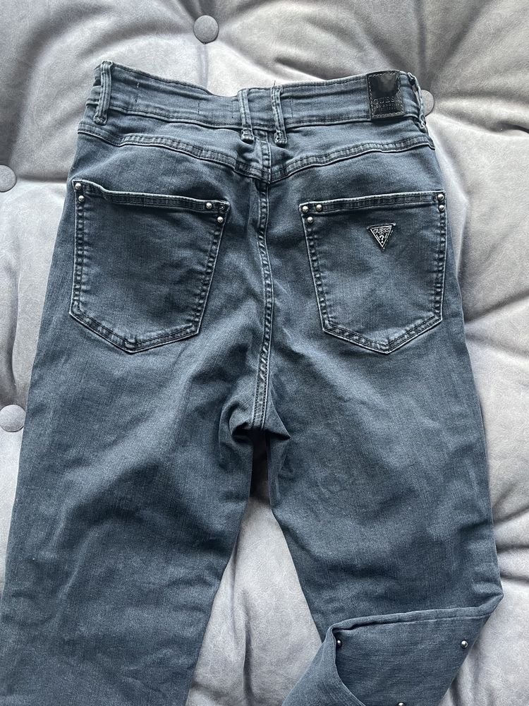 Продам guess джинси 34 рр