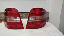 Mercedes-Benz Classe ML (W164) Farolins traseiros