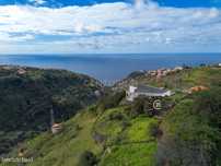Terreno com Vista Mar em Zona Privilegiada - Calheta
