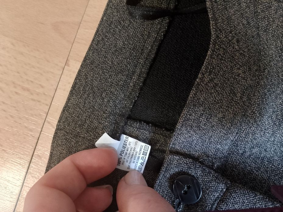 Eleganckie spodnie damskie z kantem rozm M,L