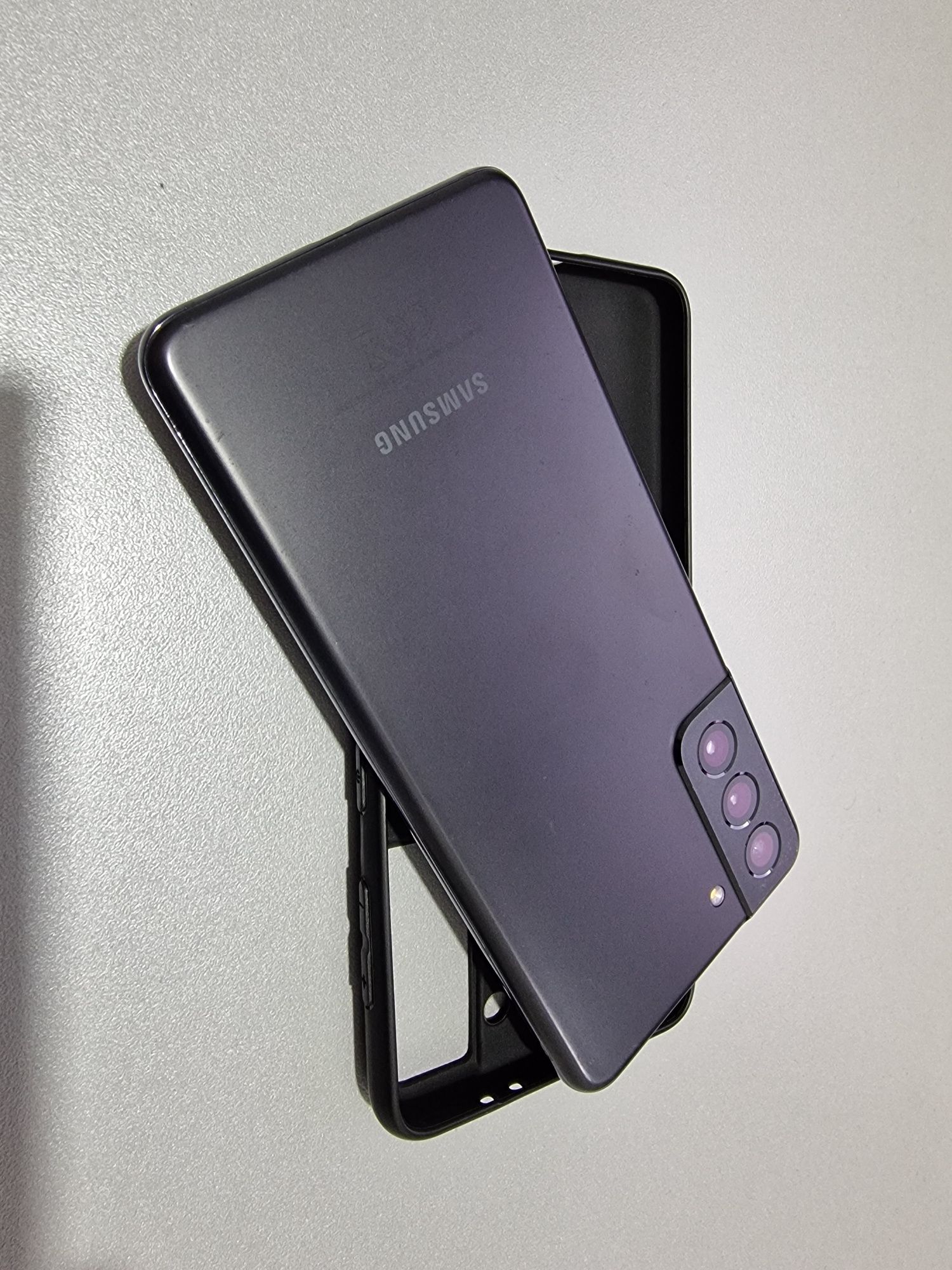 Б/в Samsung Galaxy S21 5G 8/128GB Phantom Gray Dual SIM (EU, Exynos)