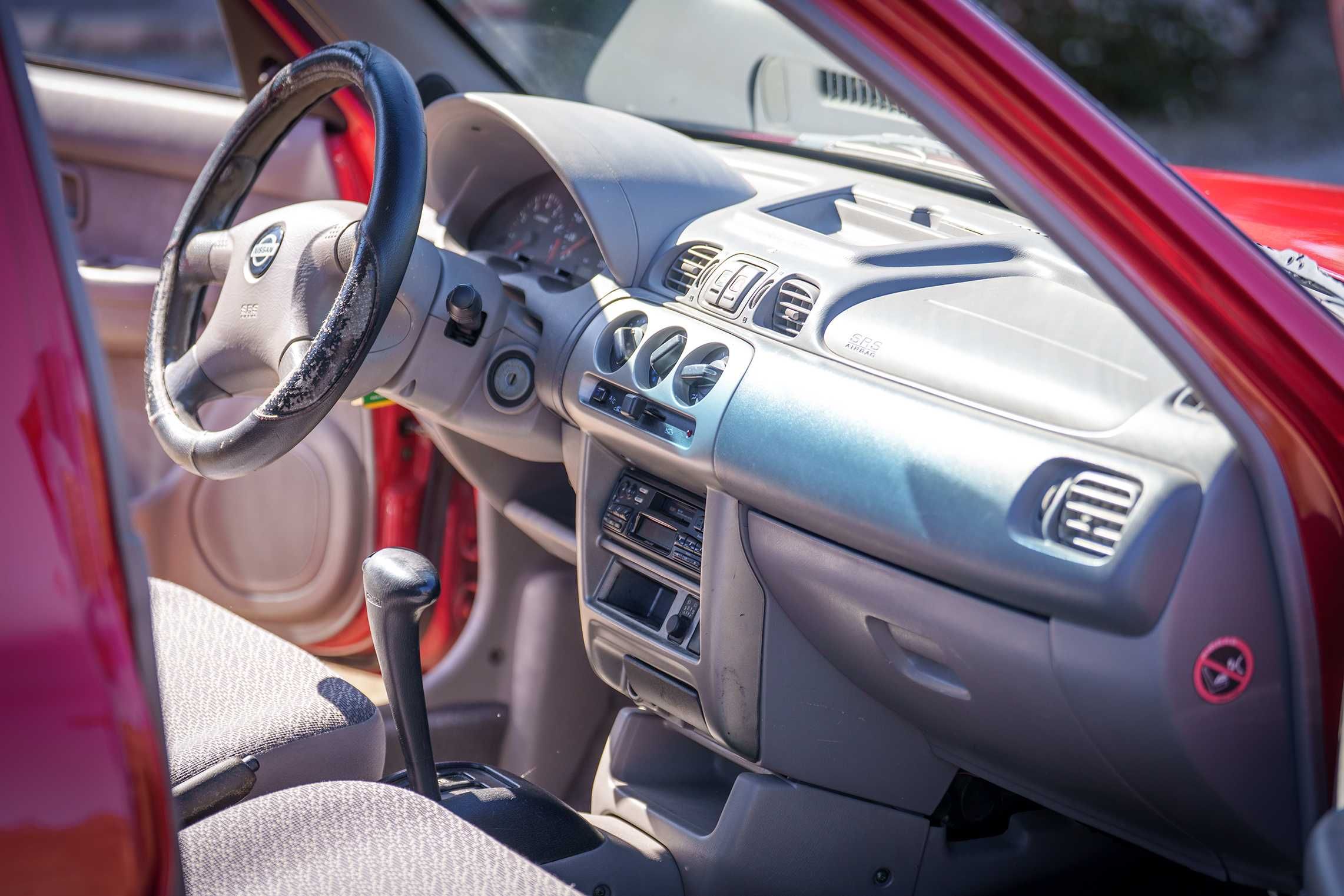 Nissan Micra K11 Automático de 2001