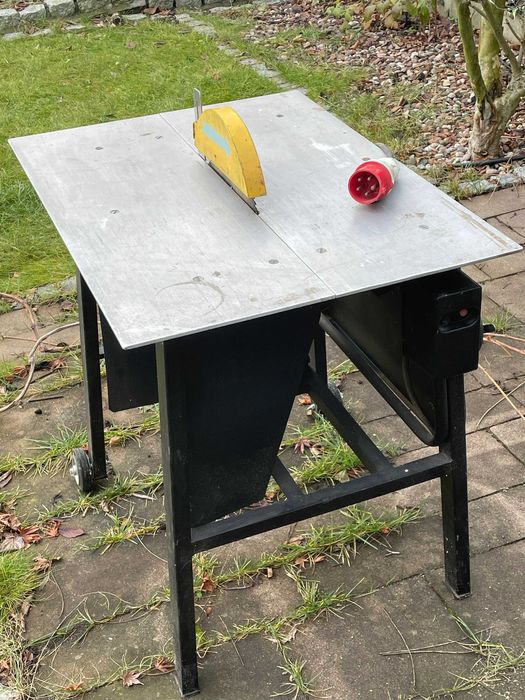 Stołowa piła do drewna - krajzega