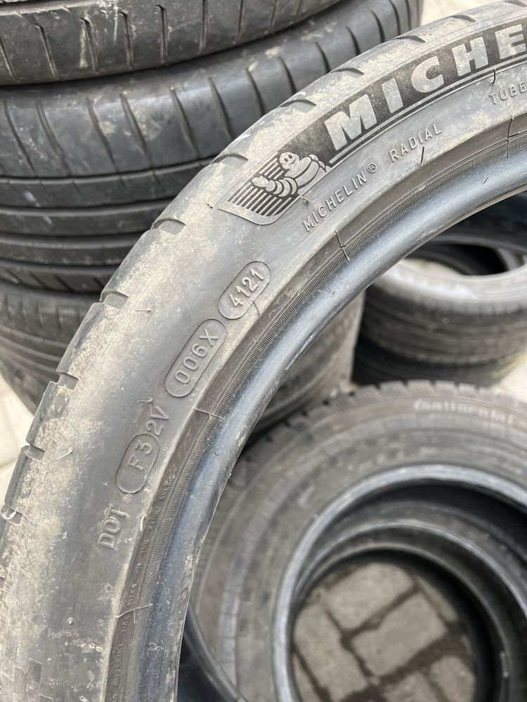 Шина б.у 1 шт 285 35 R21 Michelin Pilot Sport 4S MO1 108Y 1 шт