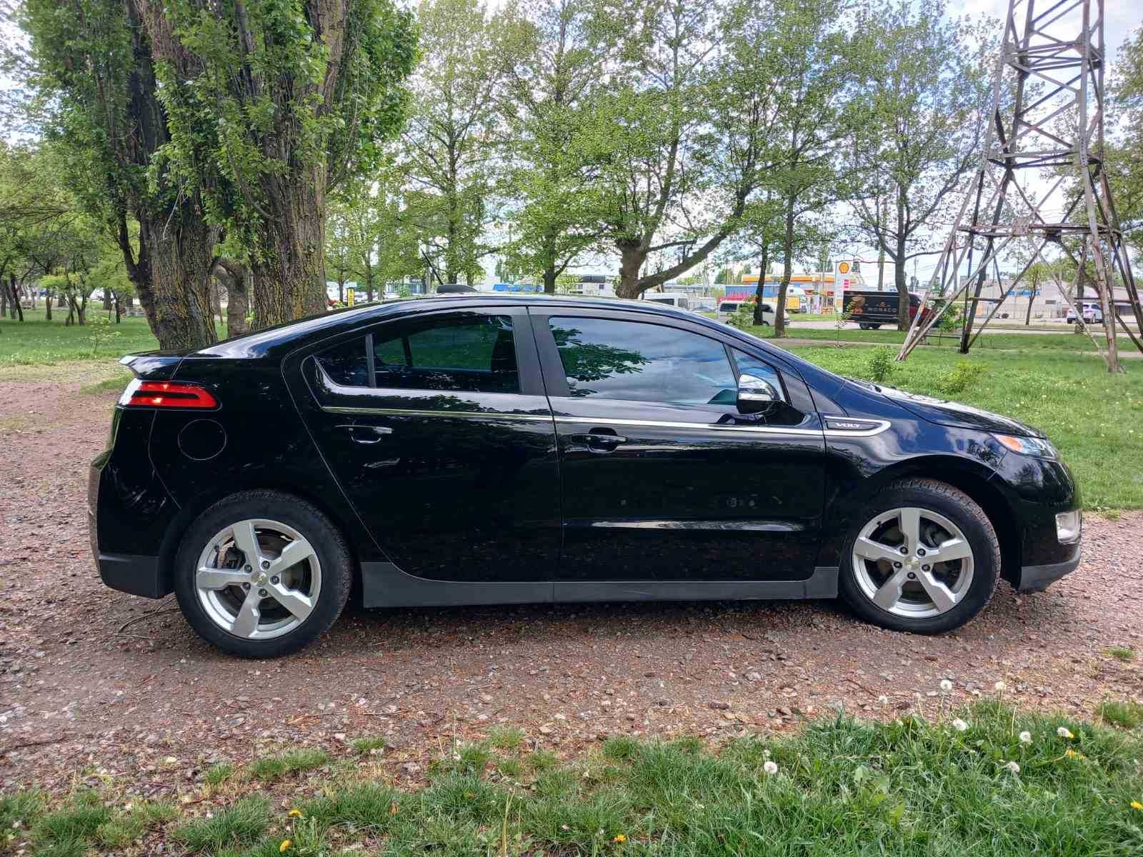 Chevrolet Volt 2015 року 1,4 л. Гібрид!