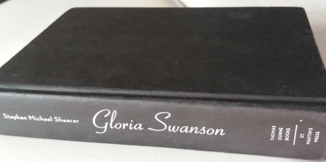Biografia Gloria Swanson