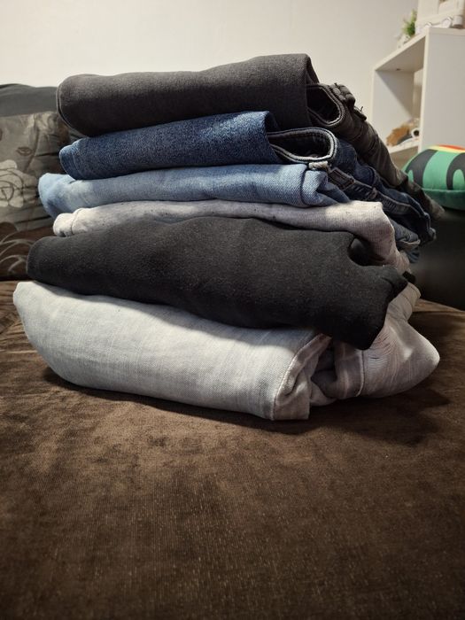 Віддам безкоштовно чоловічий одяг Розмір L