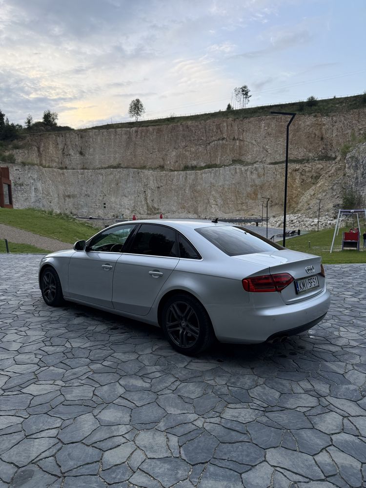 Audi a4b8 2.0 tdi 173 km Xenon