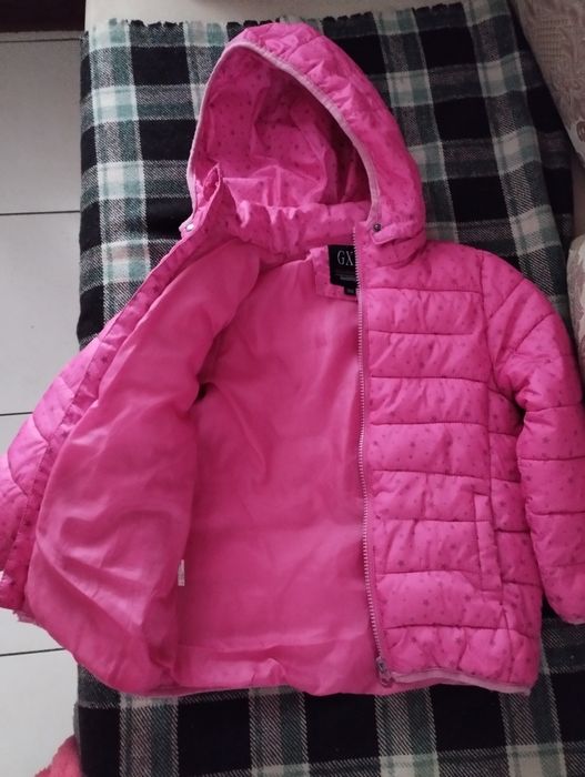 Куртка для дівчинки рожева, весна, осінь. Ріст 110
