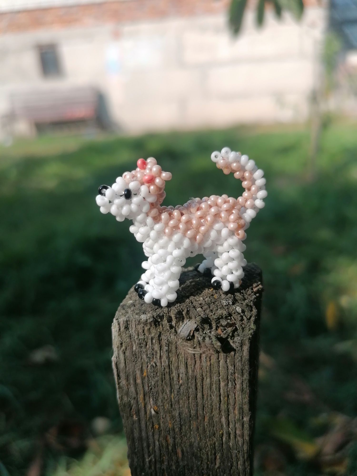 Piesek z koralików