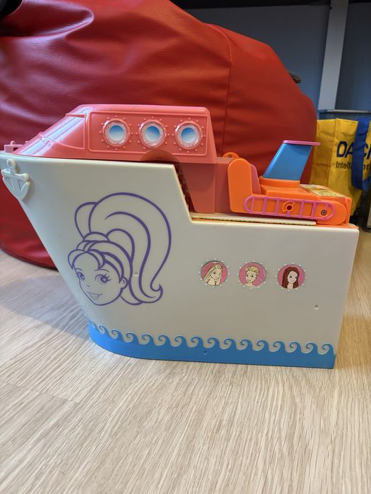 Statek Polly Pocket, domek do zabawy