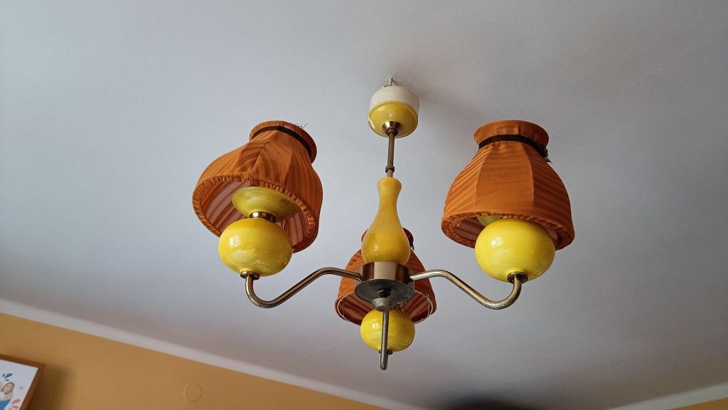 Lampa sufitowa PRL, żyrandol 3-ramienny PRL, stara lampa, vintage