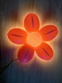 Lampka kwiatek do pokoju dziecięcego - ikea