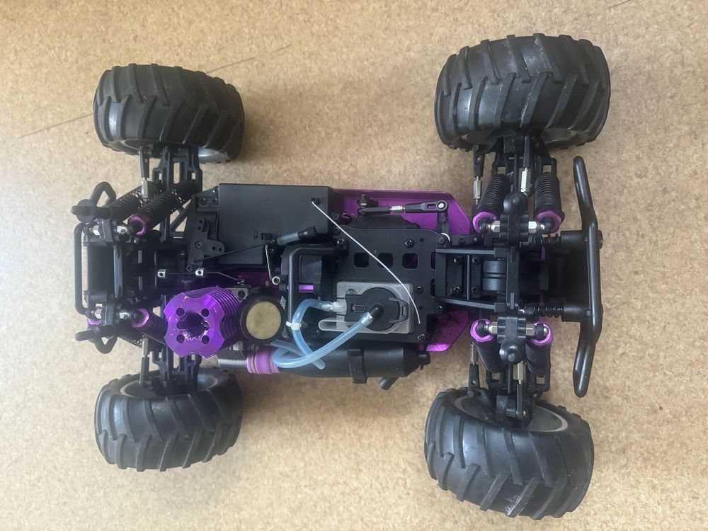 Model Rc Himoto Eldorada 2,4 ghz nitro