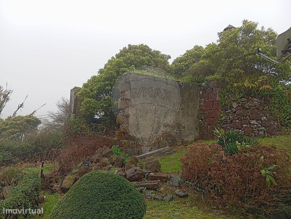 Moradia T0 para venda