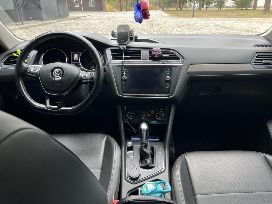 Продам Volkswagen Tiguan