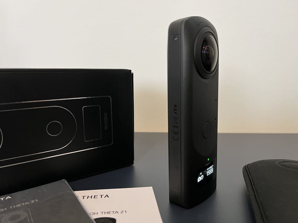 Camera 360 Ricoh Theta Z1