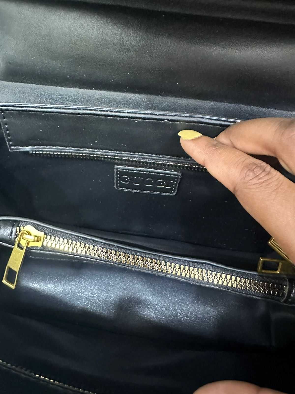 Mala Gucci preta