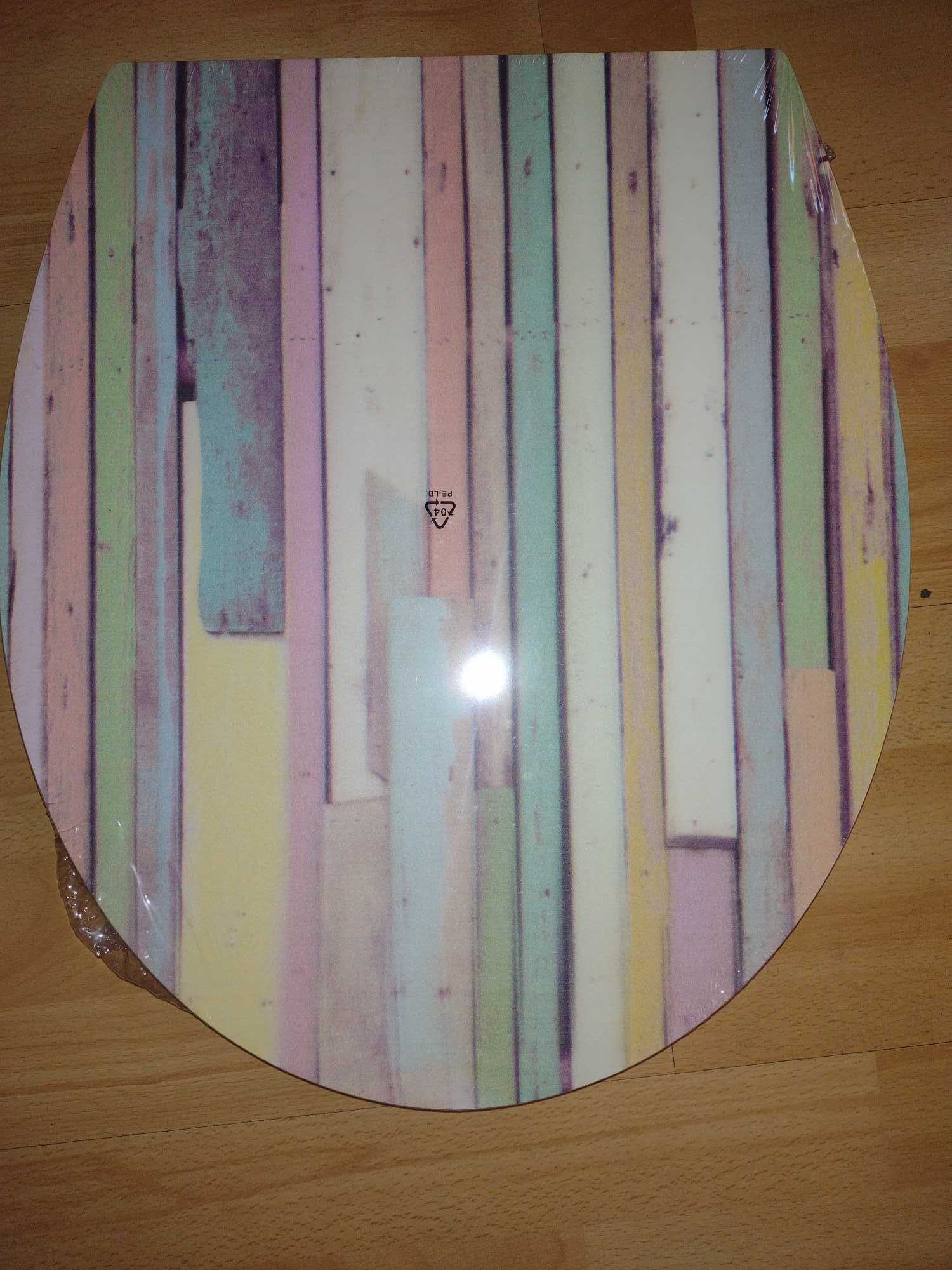Deska sedesowa z duroplastu 'Pastel Wood' z miękkim zamknięciem