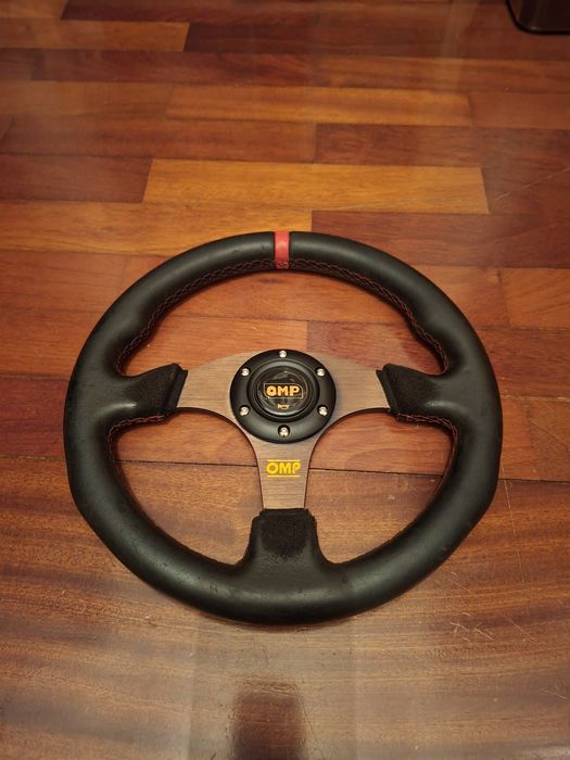 Volante Universal OMP 330mm