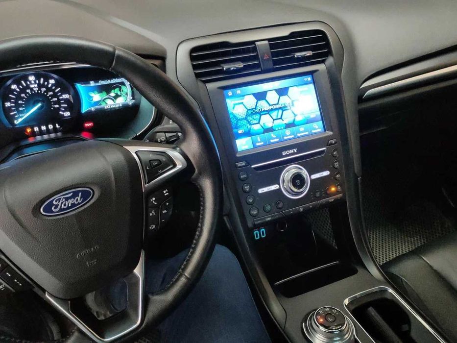 Ford Fusion, 2018